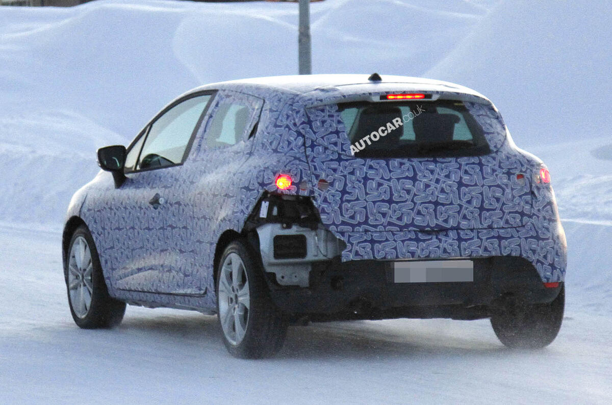 New Renault Clio spied testing