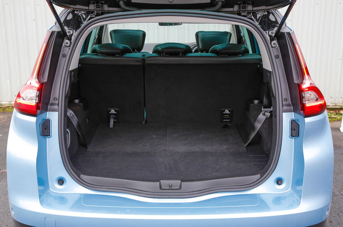 Renault Grand Scenic boot space