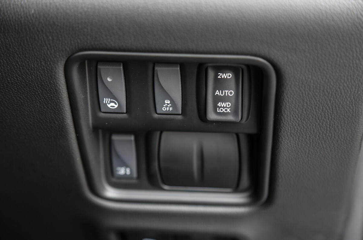 Renault Koleos switchgear