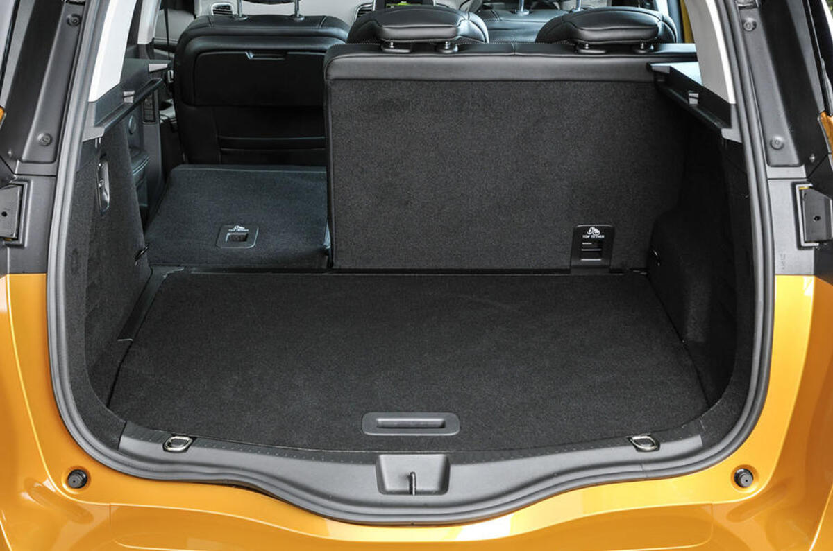 Renault Scenic boot space