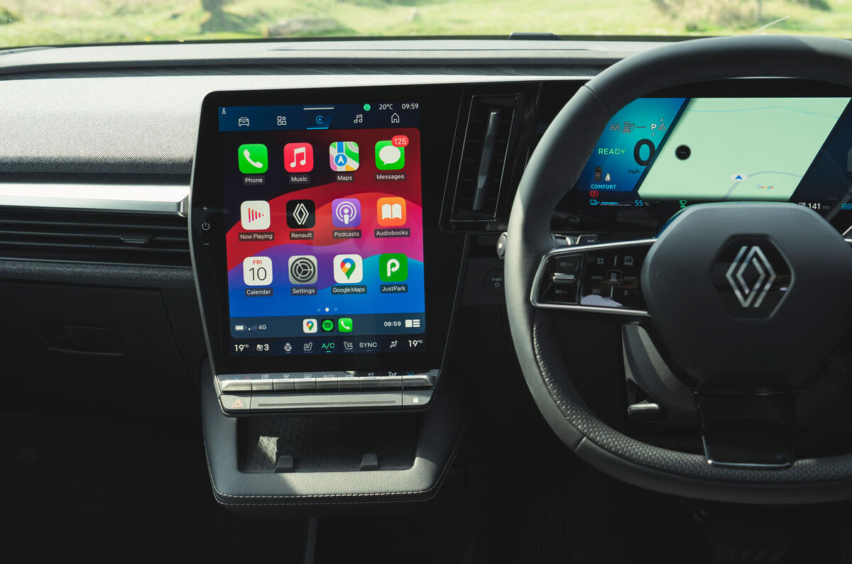 renault scenic e tech review 2024 10 infotainment