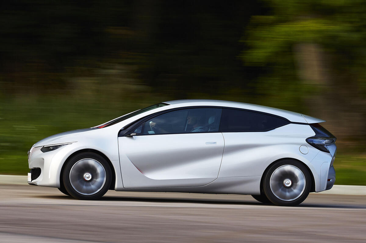 Driving Renault&#039;s 282mpg Eolab concept