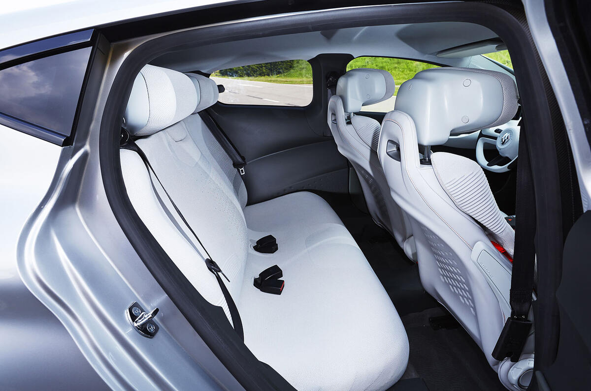 Renault displays 282mpg Eolab concept car at Paris motor show Renault displays 282mpg Eolab concept car at Paris motor show