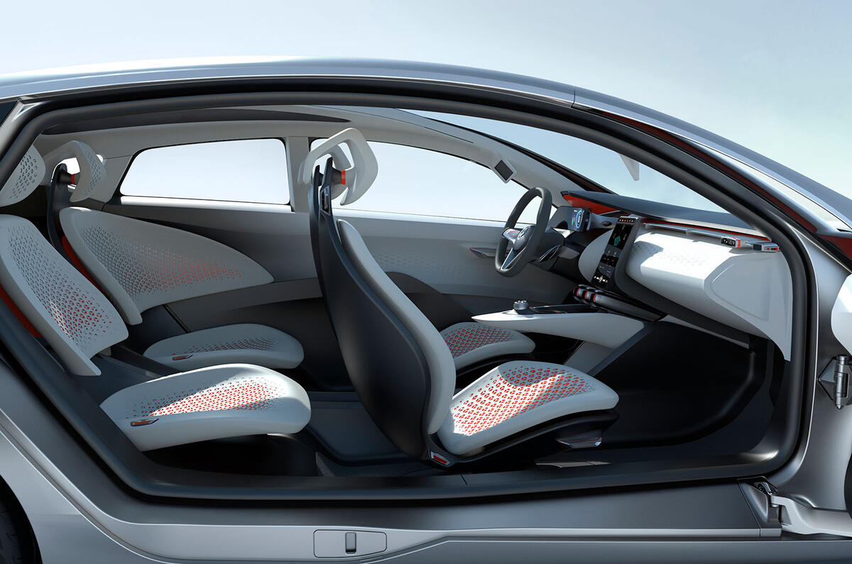 Driving Renault&#039;s 282mpg Eolab concept