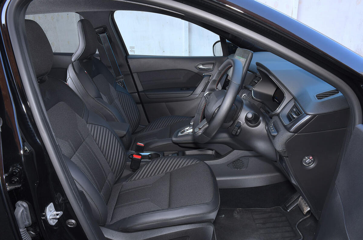 Renault Symbioz review 2026 010