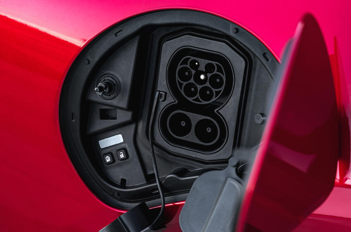 Renault Twingo review 2026 008