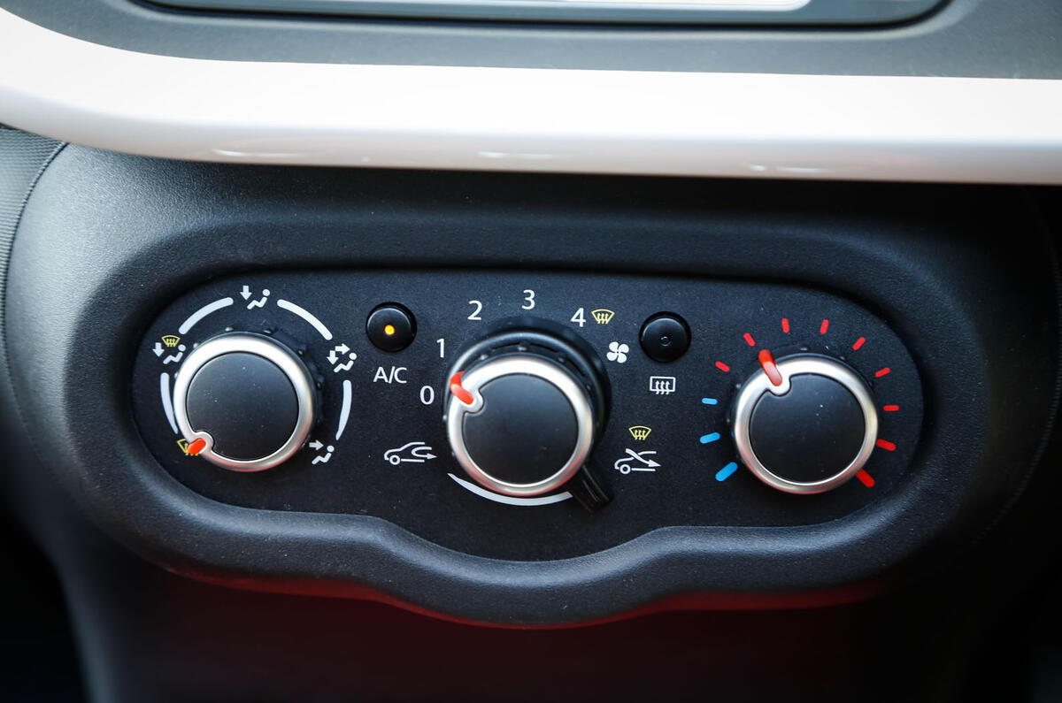 Renault Twingo air conditioning