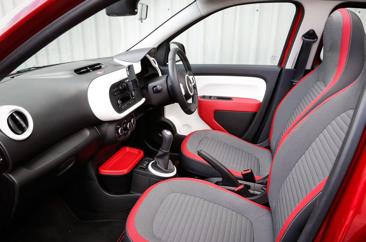 Renault Twingo interior