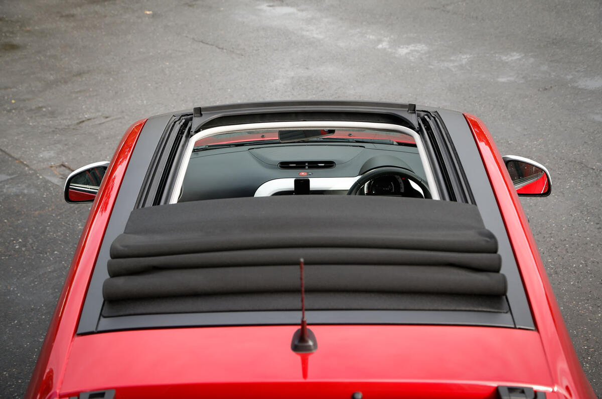 Renault Twingo full-length sunroof