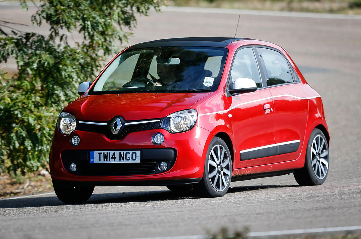 Renault Twingo cornering 