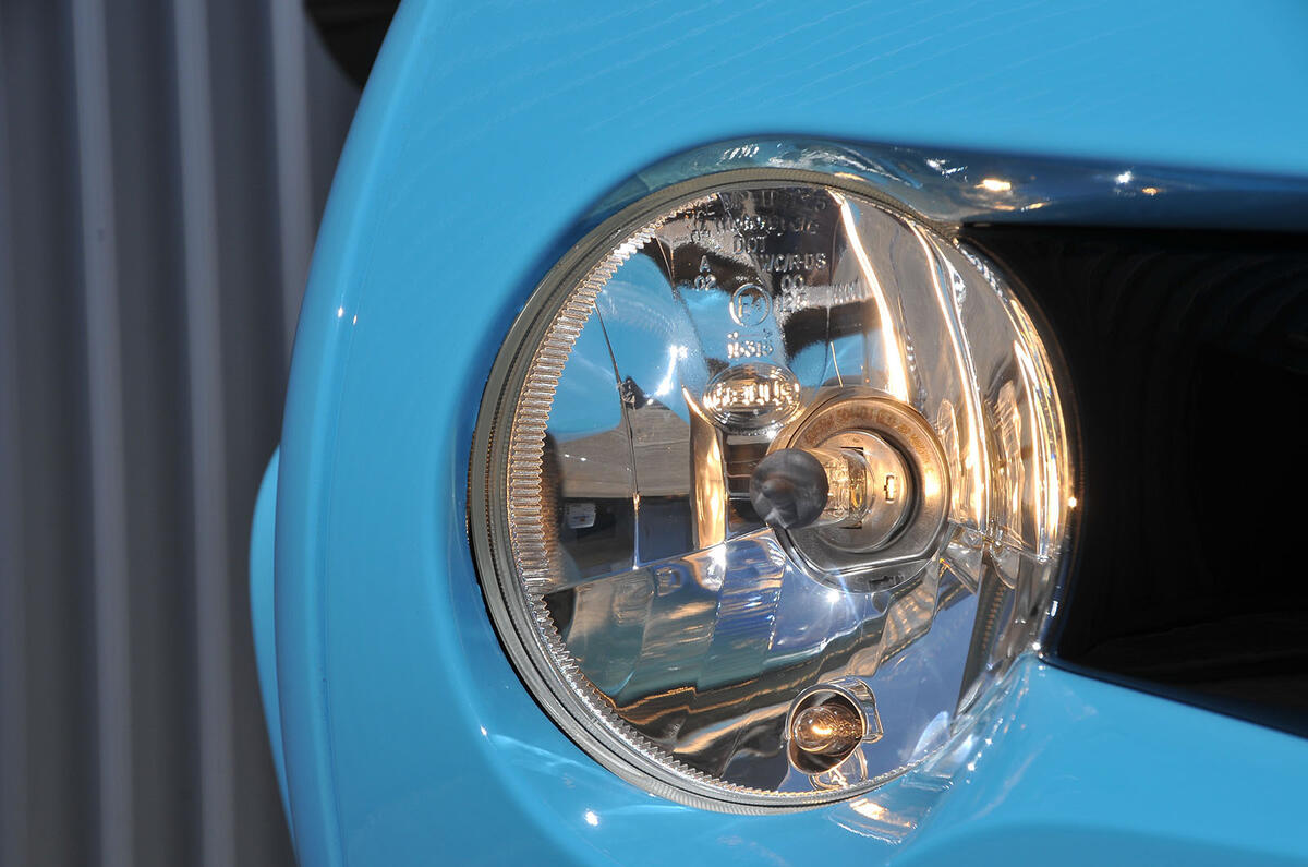 Renault Twizy headlamp Renault Twizy headlamp