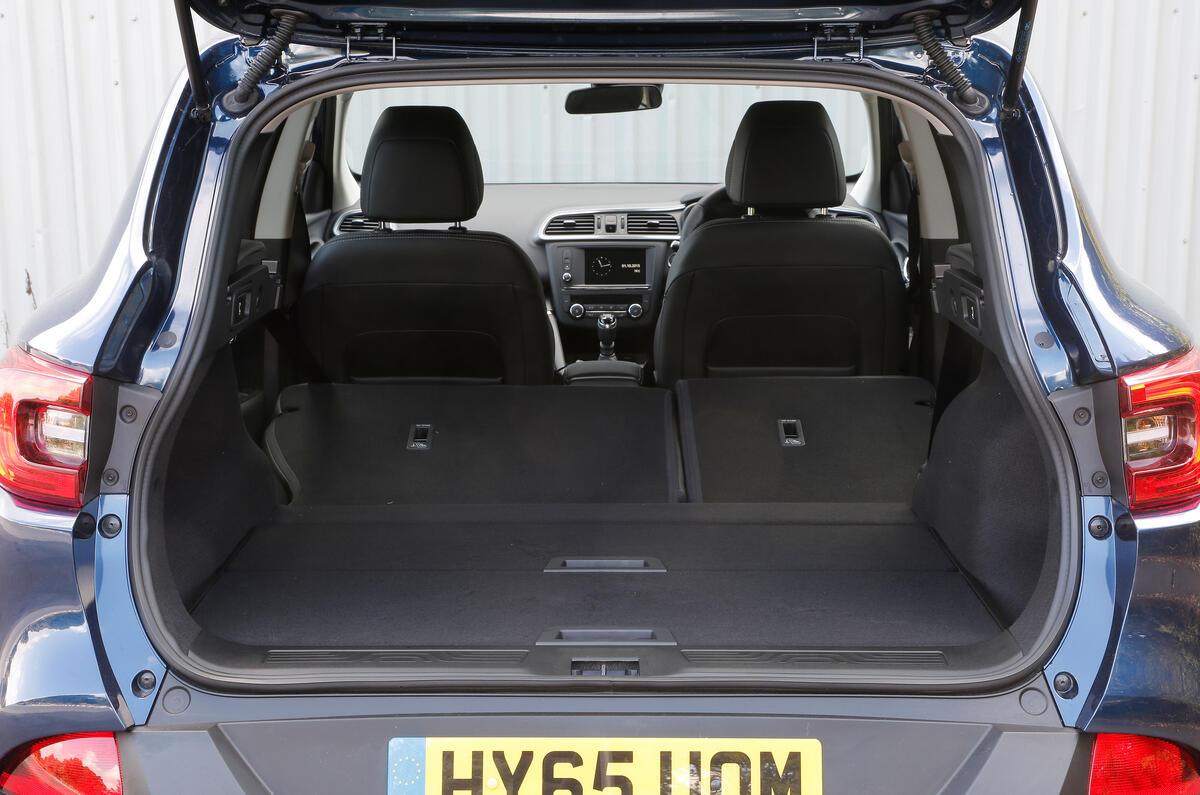 Renault Kadjar extended boot spacec