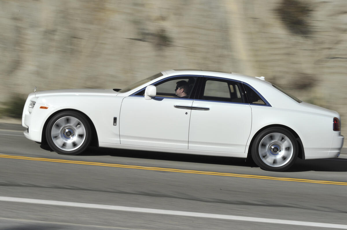no title Rolls-Royce Ghost v Phantom