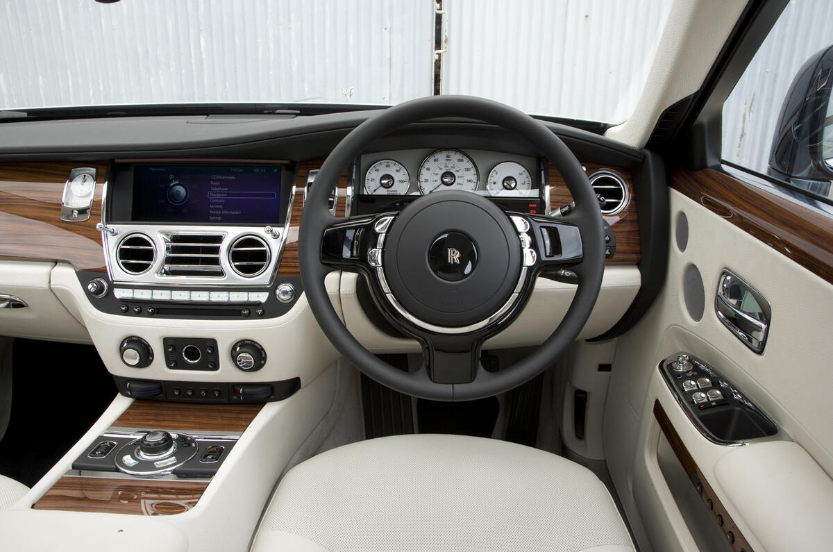 Bentley Mulsanne v Rolls Ghost