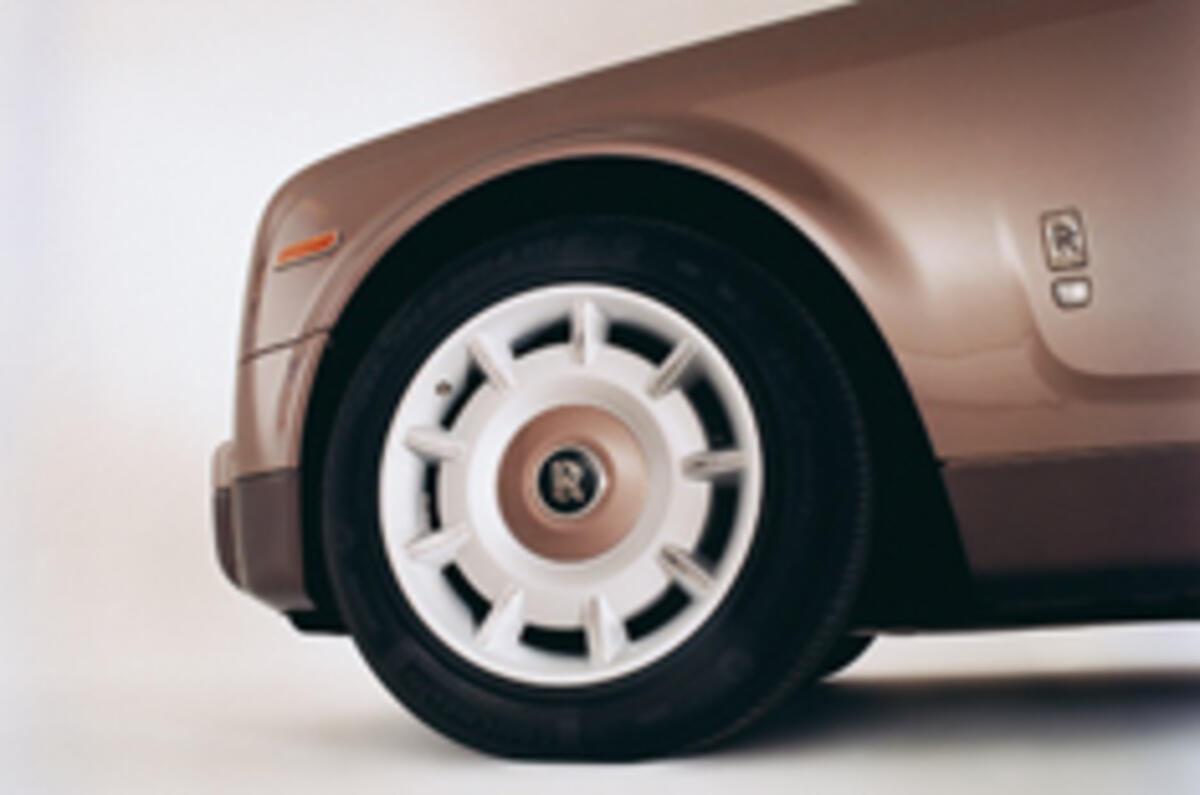 Paris show: baby Rolls on the way
