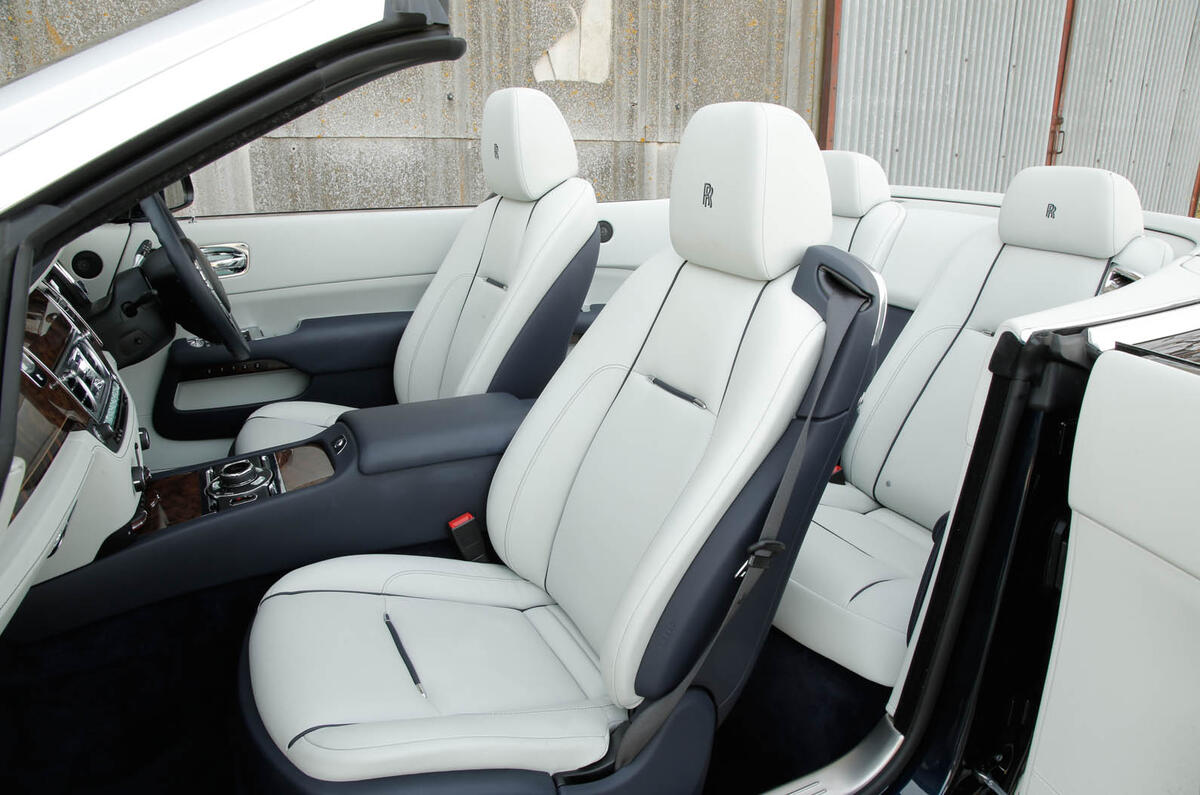 Rolls-Royce Dawn front and rear seats