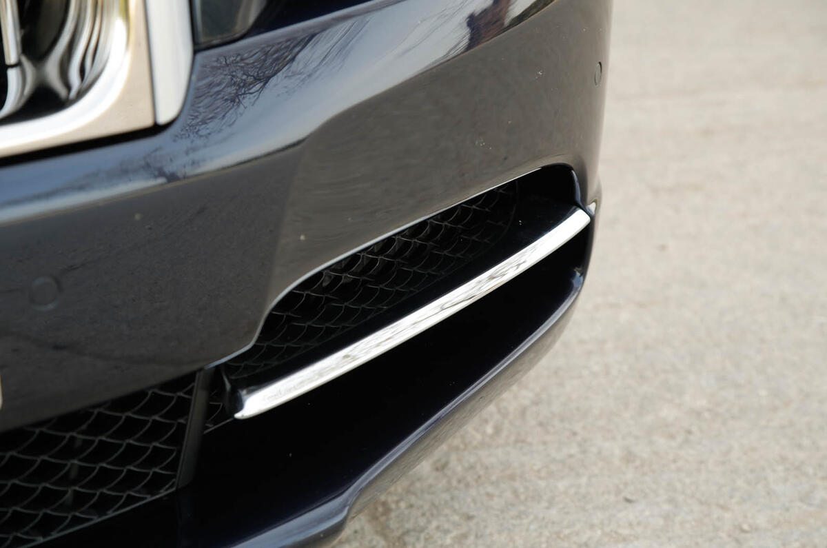 Rolls-Royce Dawn front air intake