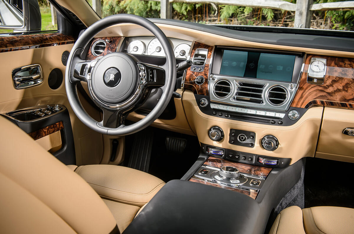 Rolls-Royce Ghost dashboard
