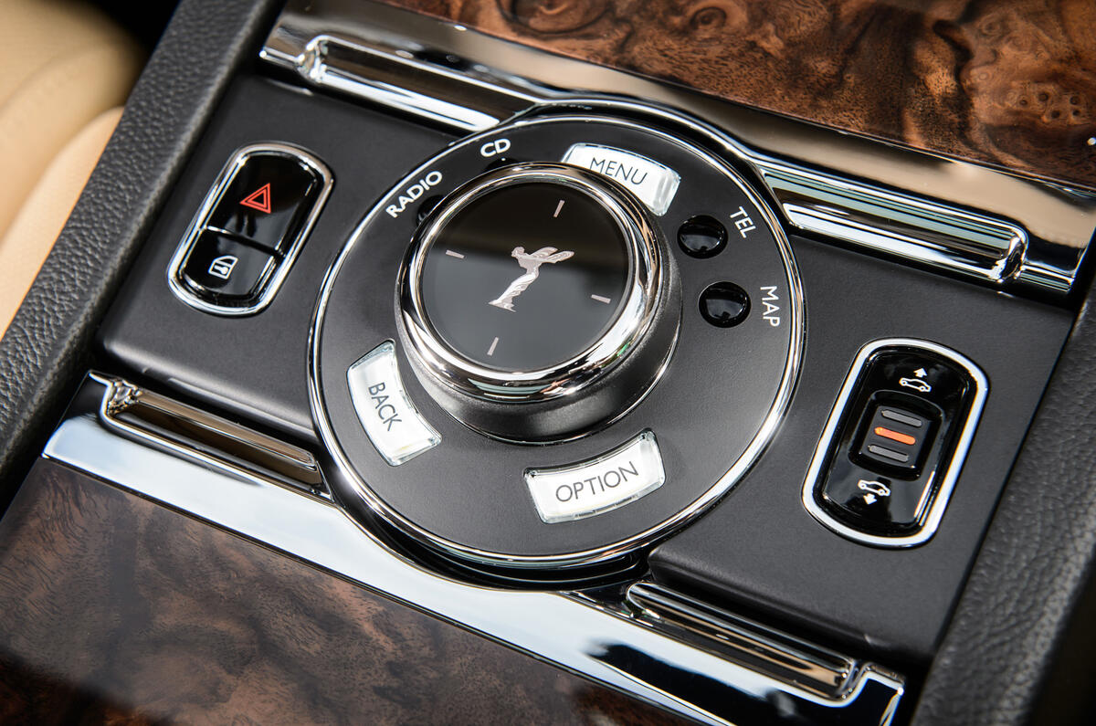 Rolls-Royce Ghost infotainment controller
