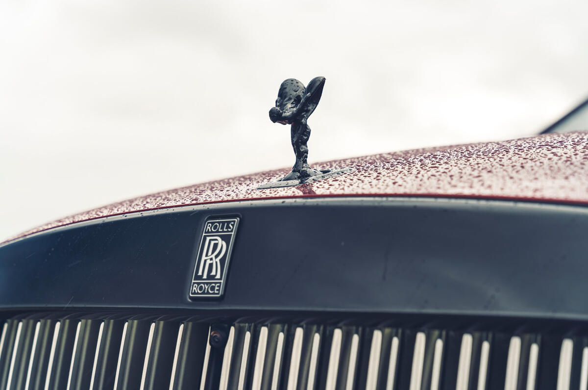 Rolls Royce Ghost avis 2025 005 badge