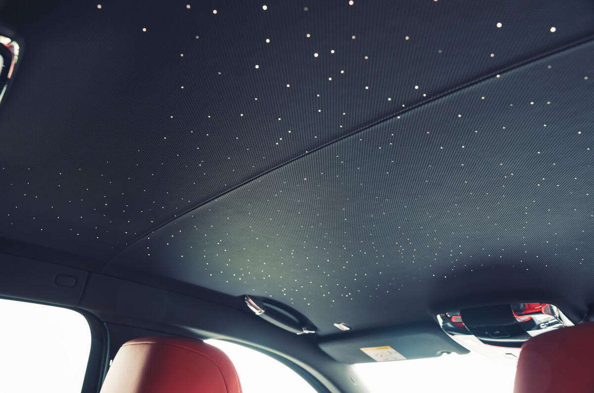 Rolls Royce Ghost avis 2025 020 pavillon
