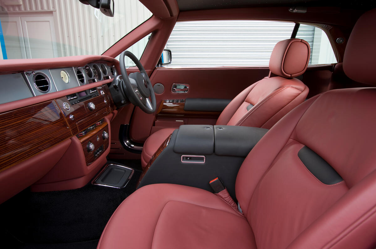 Rolls-Royce Phantom Coupé front seats