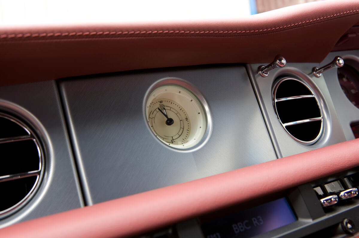 Rolls-Royce Phantom Coupé interior clock
