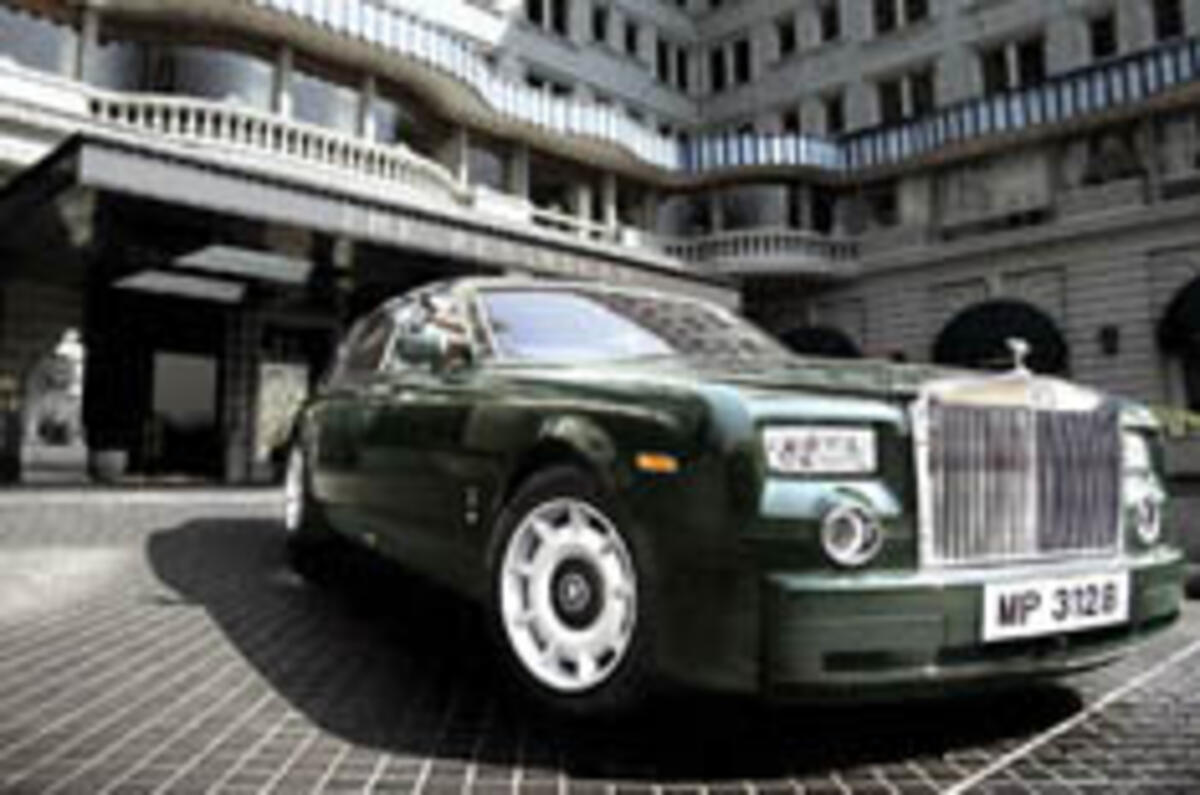 Hong Kong hotel buys 14 Rollers