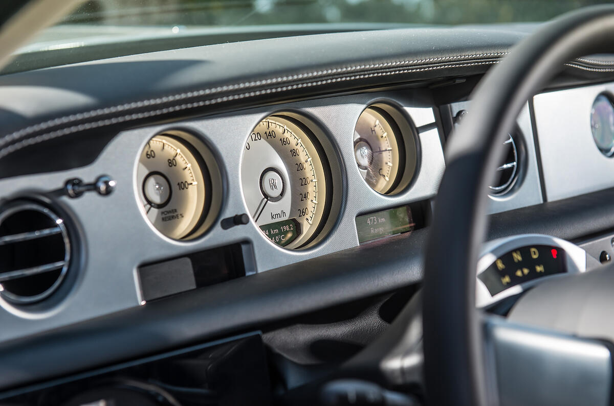 Rolls-Royce Phantom dashboard