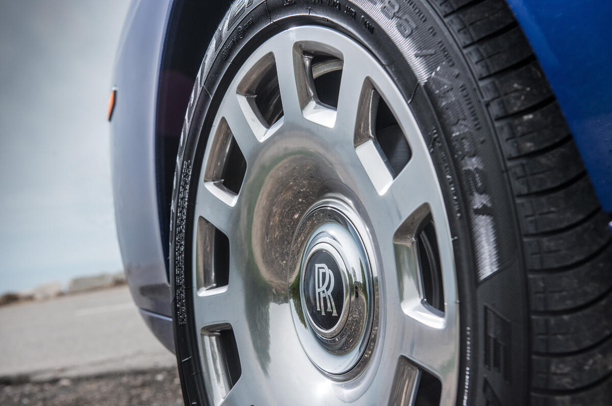 20in Rolls-Royce Phantom alloy wheels