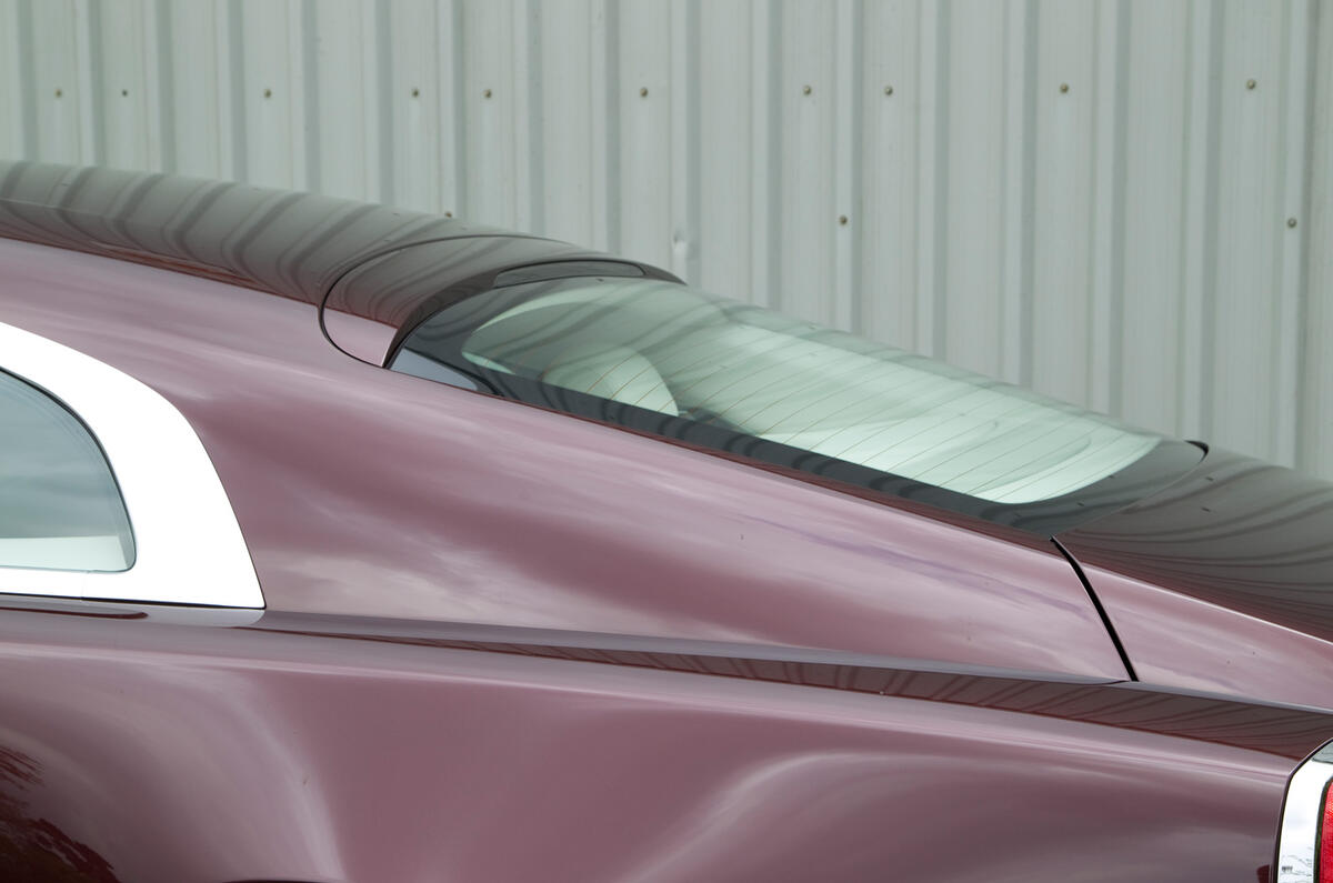 Rolls-Royce Wraith rear spoiler