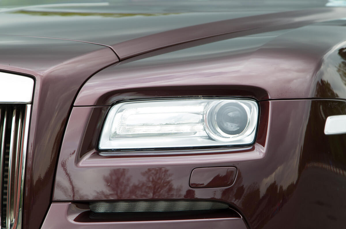 Rolls-Royce Wraith LED headlights