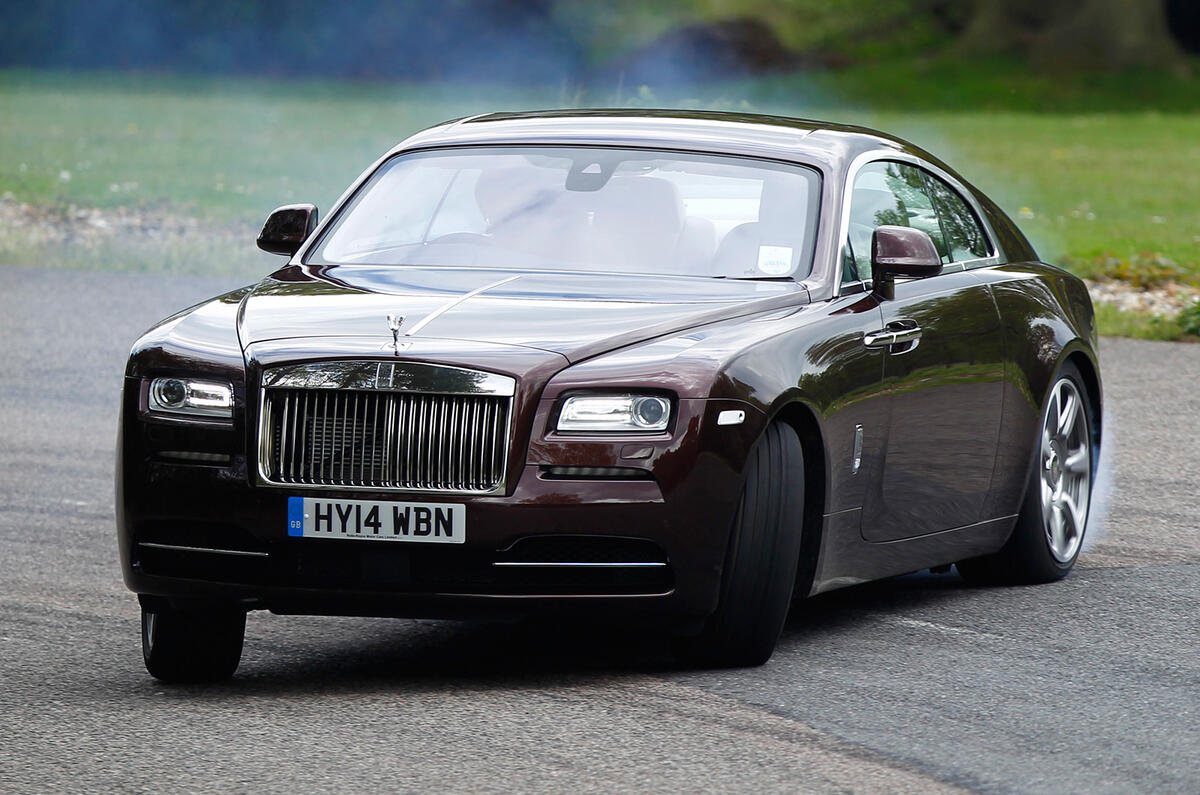 Rolls-Royce Wraith hard drifting