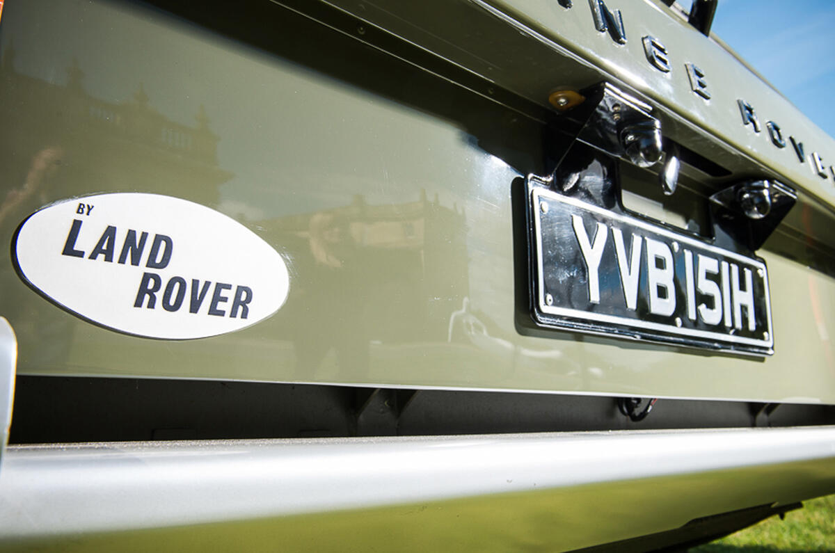 First ever production Range Rover to be auctioned