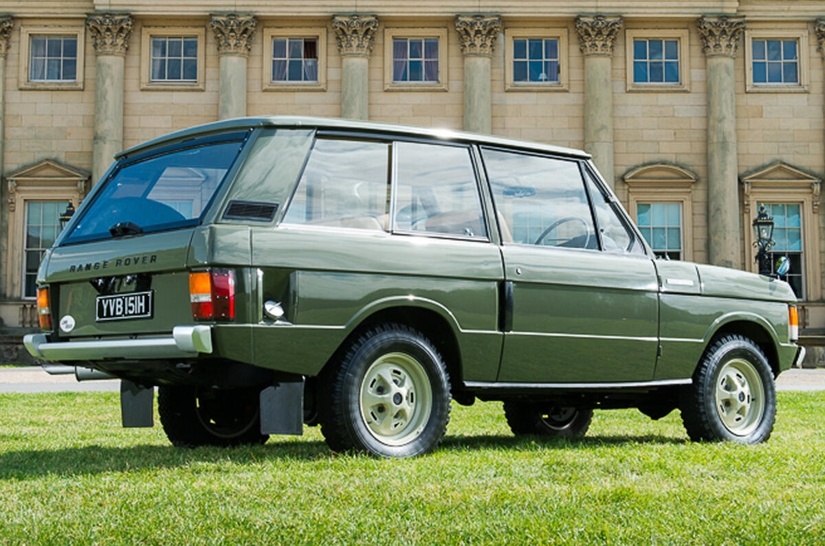 First ever production Range Rover to be auctioned