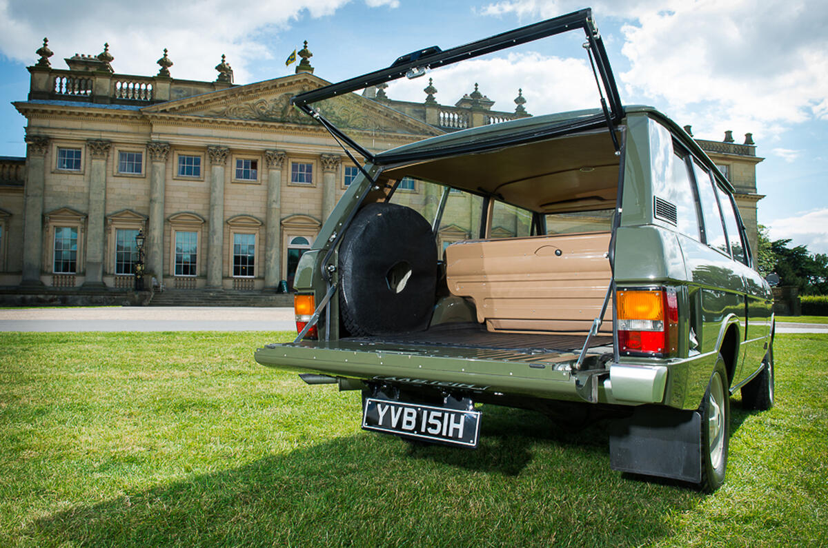 First ever production Range Rover to be auctioned