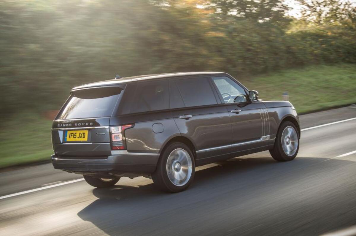 Range Rover SVAutobiography rear quarter