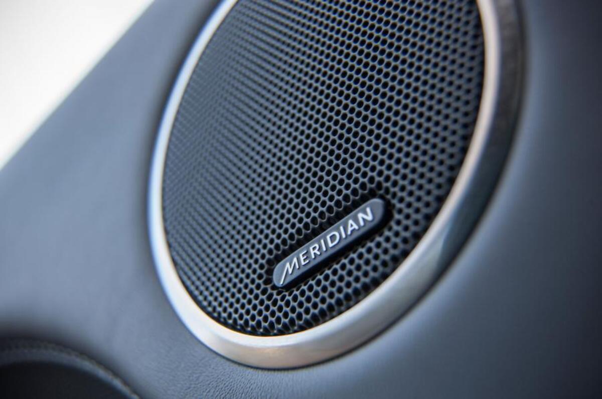 Range Rover SVA Meridian sound system