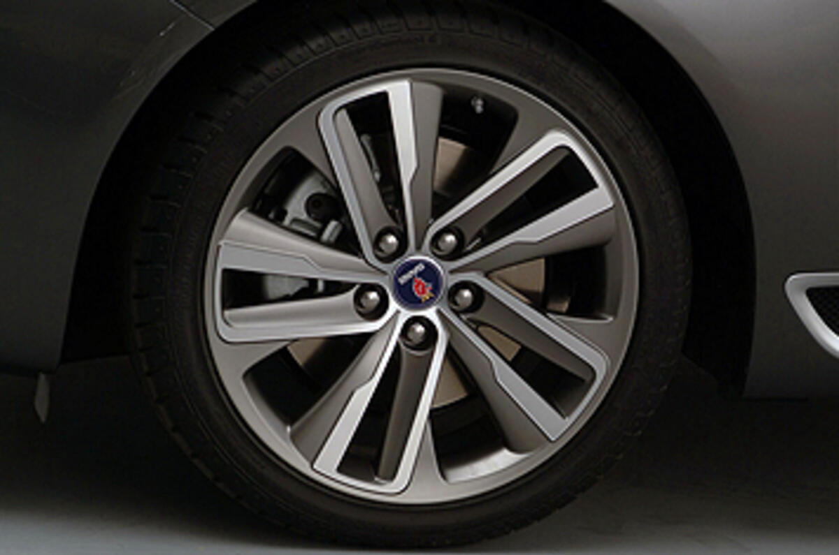 Saab gets EIB loan approval