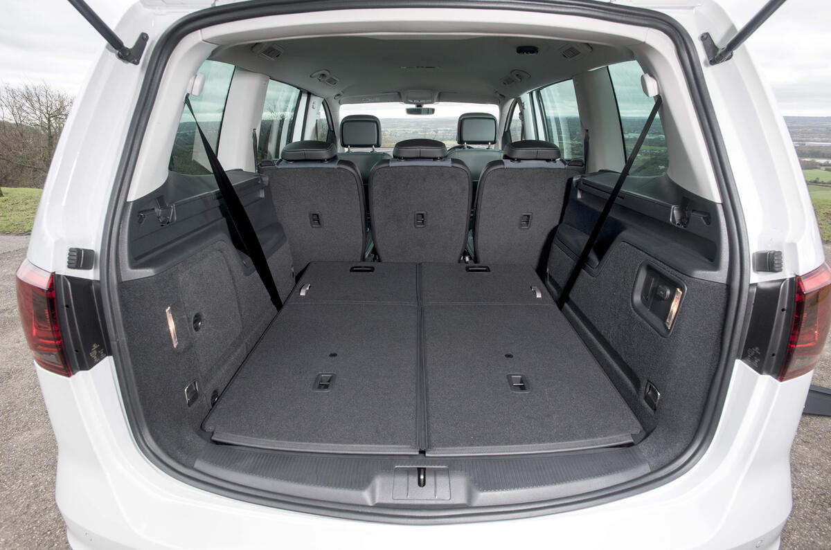Seat Alhambra boot space