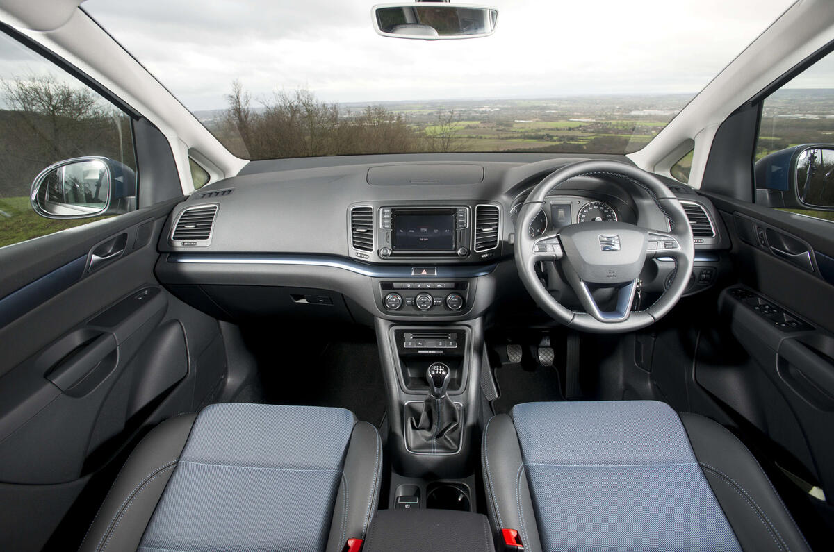 Seat Alhambra dashboard