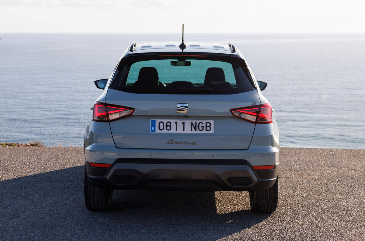 Seat Arona 2025 static rear