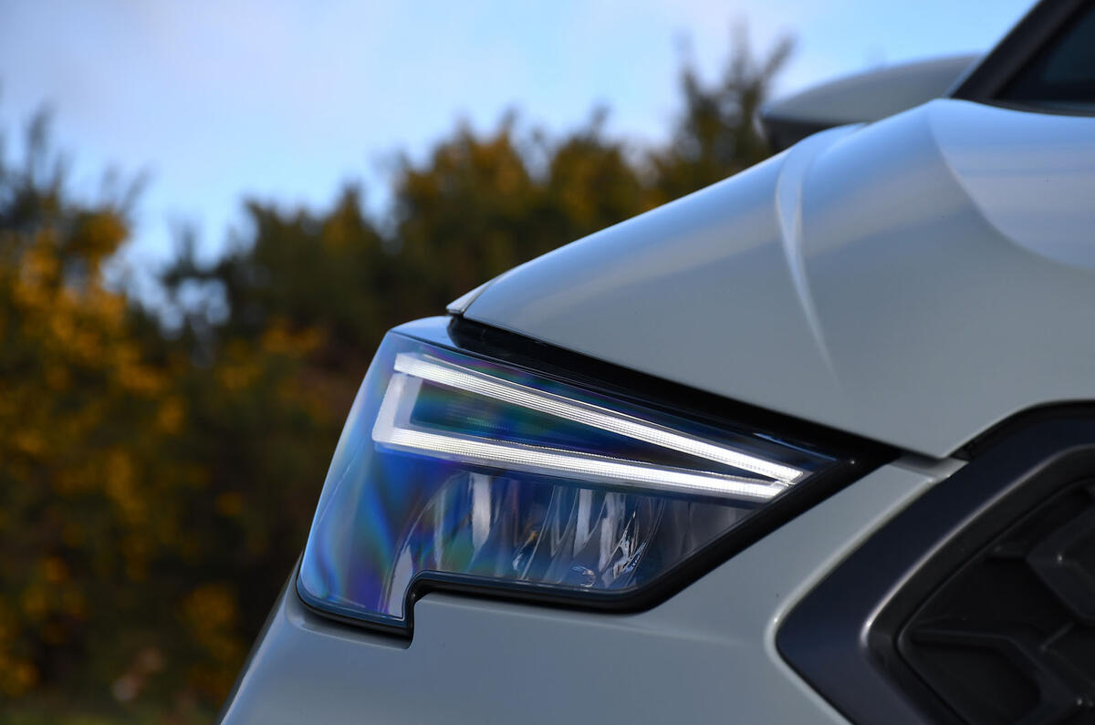 Seat Arona review 035