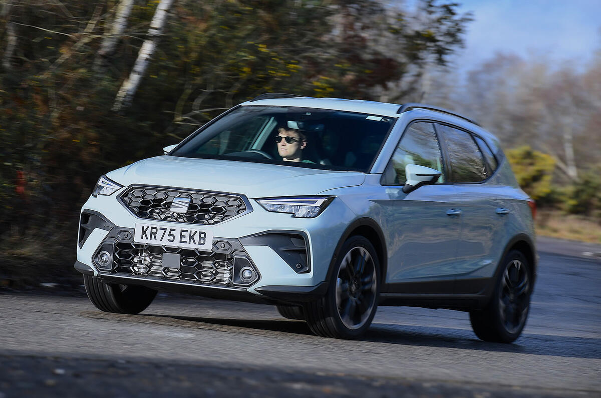 Seat Arona review 050