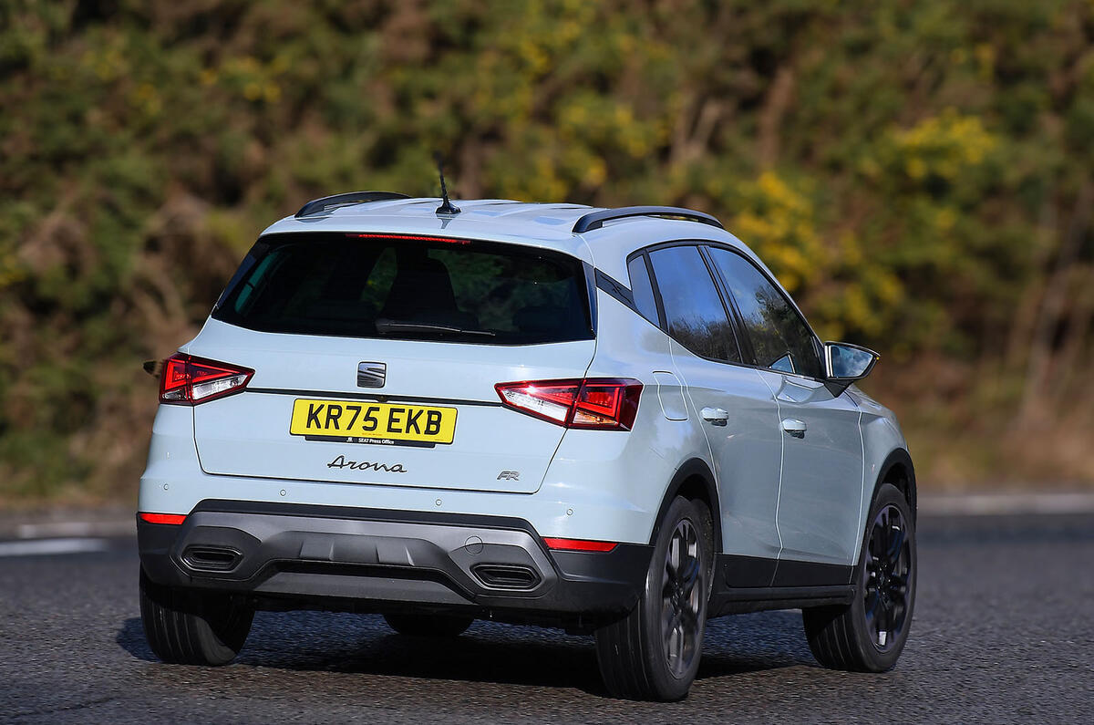 Seat Arona review 051