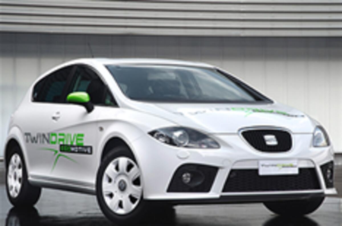 Seat unveils hybrid concept