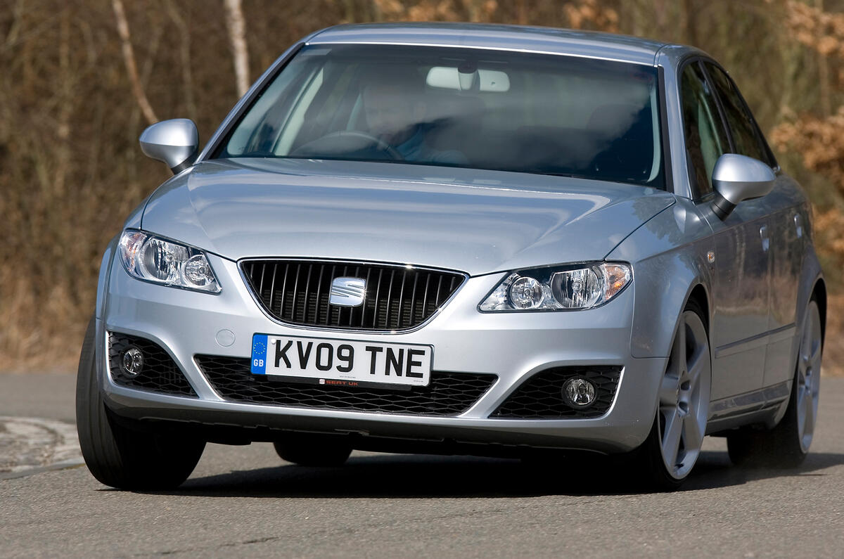 Exeo has a firmer ride than the A4 but it’s well damped at all speeds Seat Exeo hard cornering