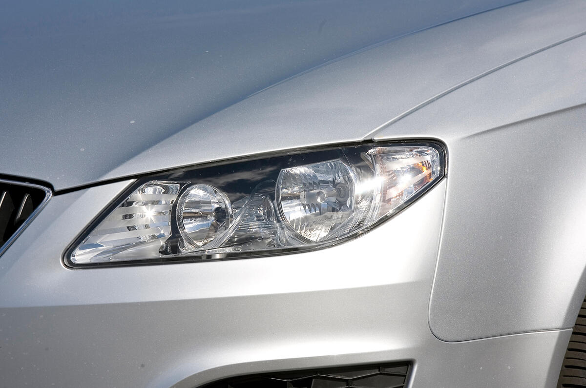 Halogen lights feature on cheaper cars, xenons on range-toppers Seat Exeo headlight