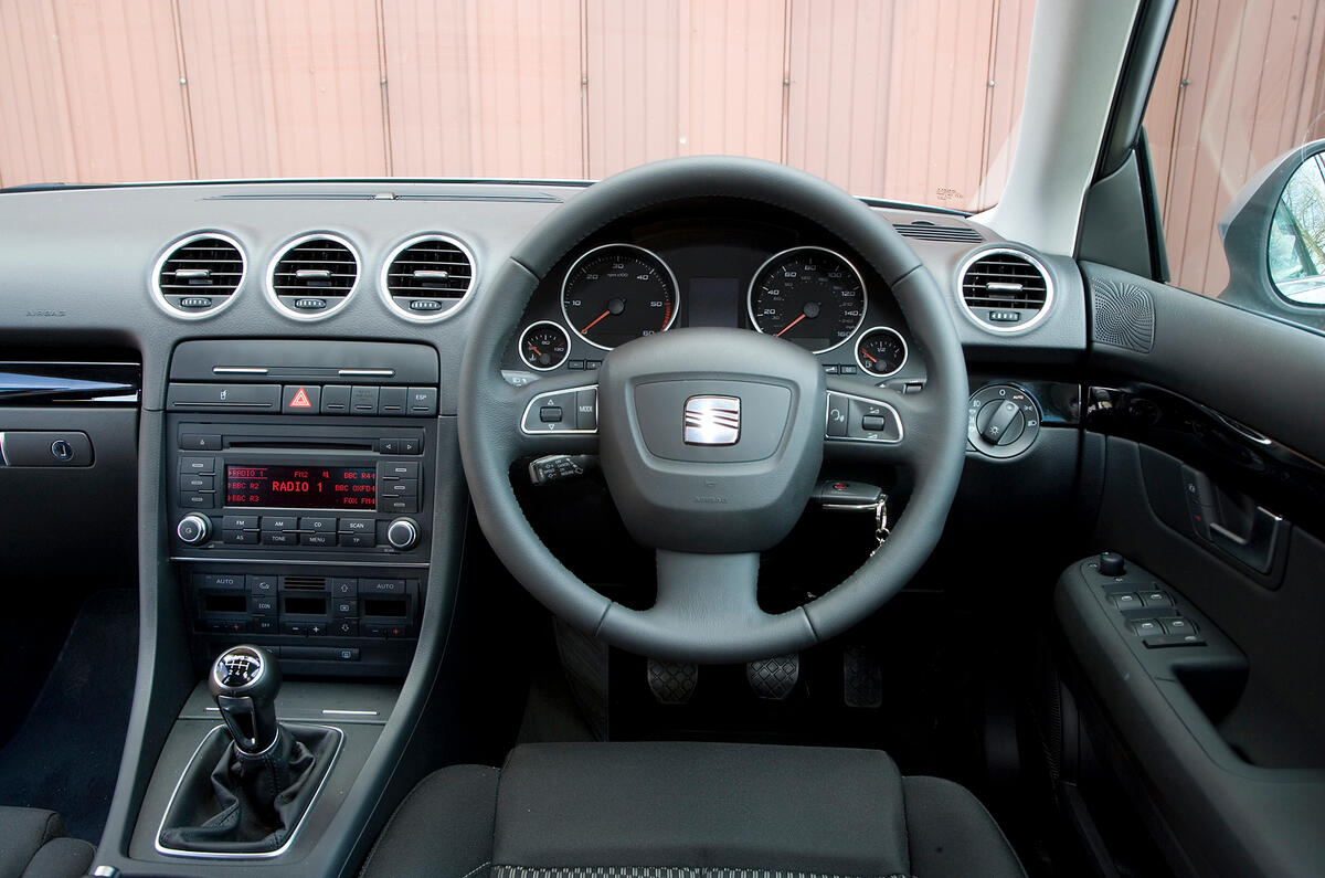 The Exeo cabin is pure Audi A4 – and all the better for it Seat Exeo dashboard