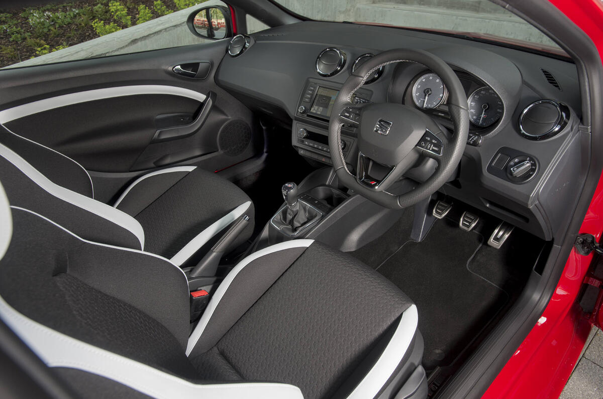 Seat Ibiza Cupra interior